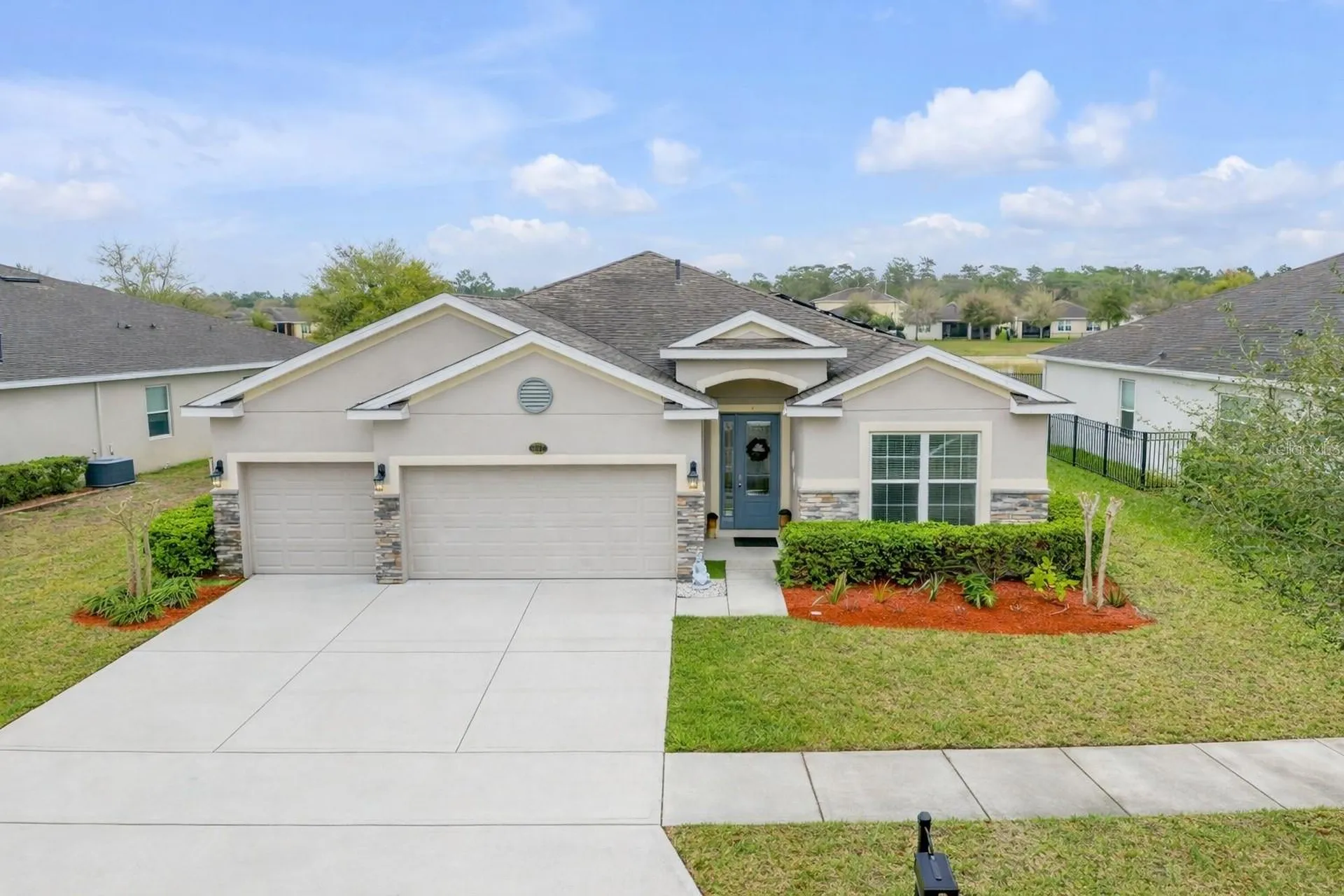 637 Bluehearts Trail Deland FL 32724