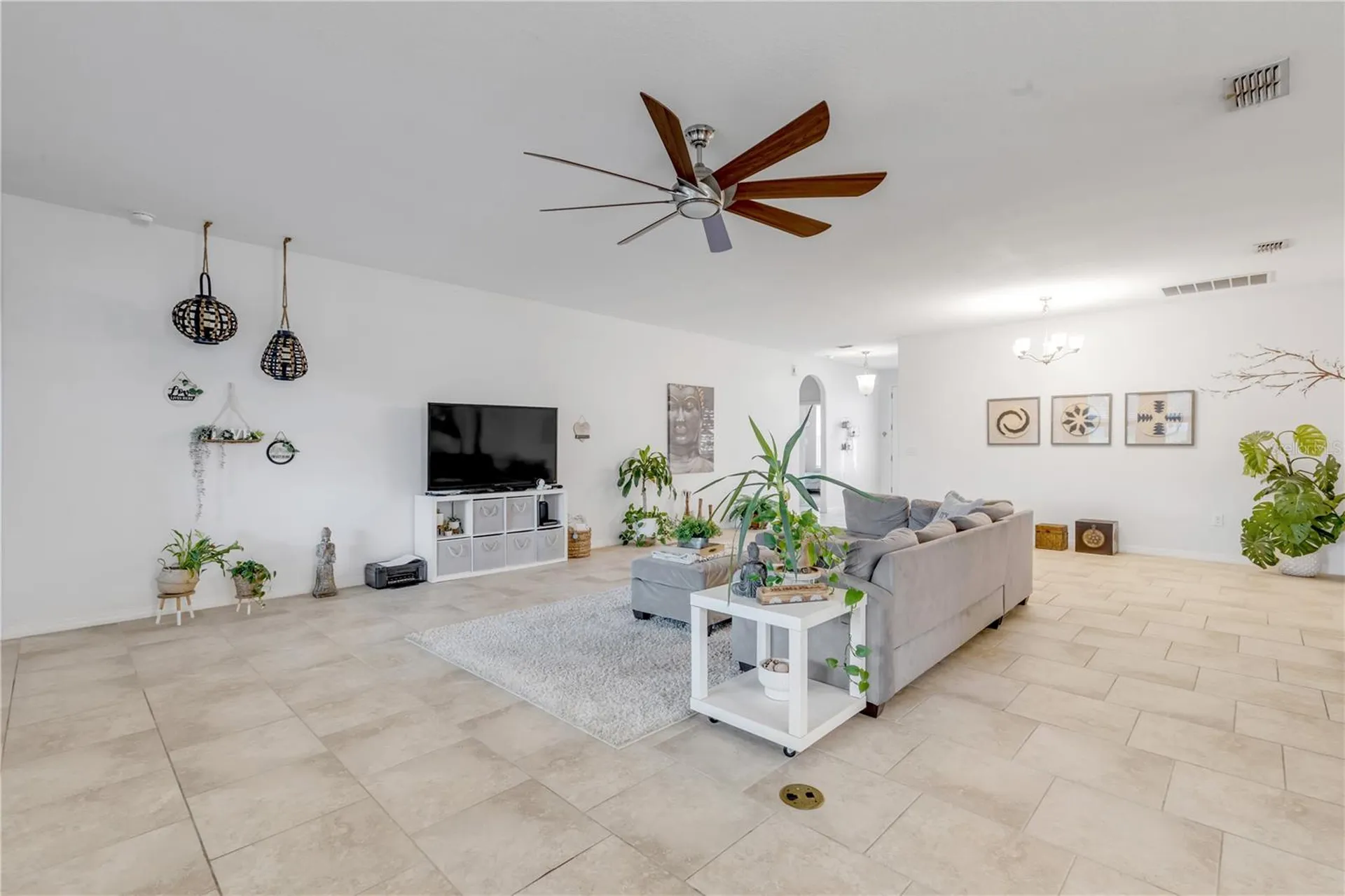 637 Bluehearts Trail Deland FL 32724