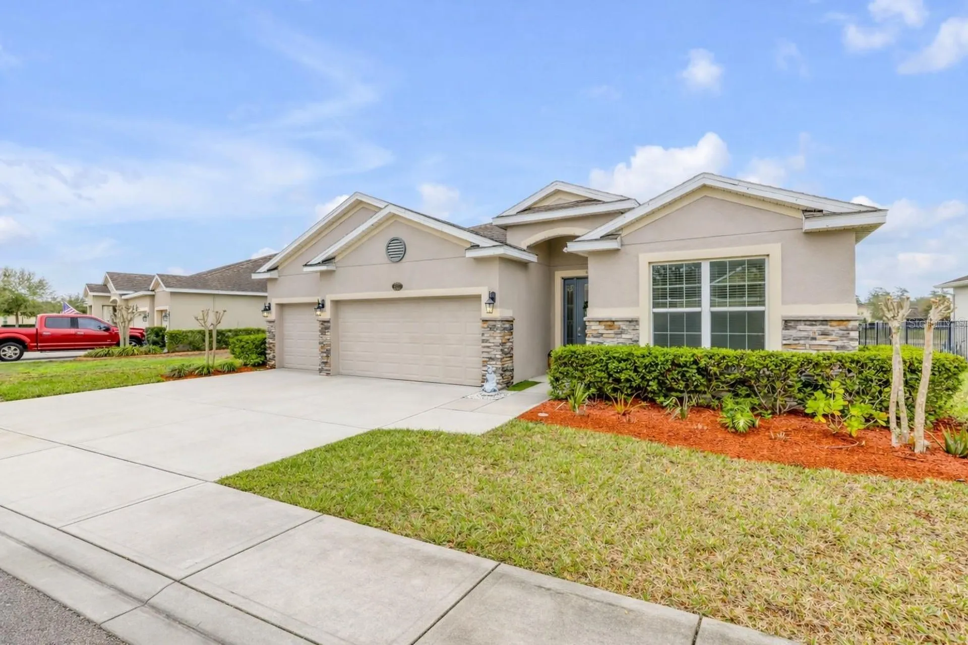 637 Bluehearts Trail Deland FL 32724