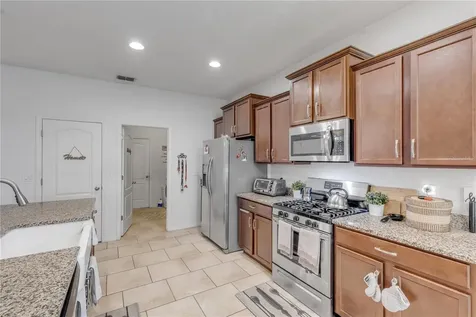 637 Bluehearts Trail Deland FL 32724