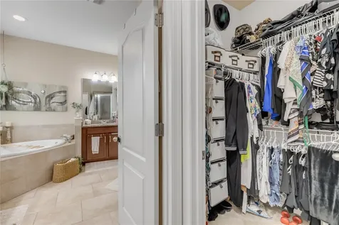 637 Bluehearts Trail Deland FL 32724