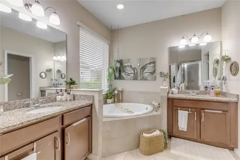 637 Bluehearts Trail Deland FL 32724