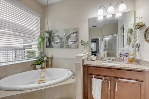 637 Bluehearts Trail Deland FL 32724