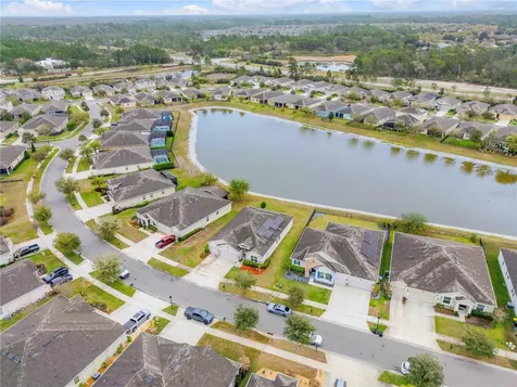 637 Bluehearts Trail Deland FL 32724
