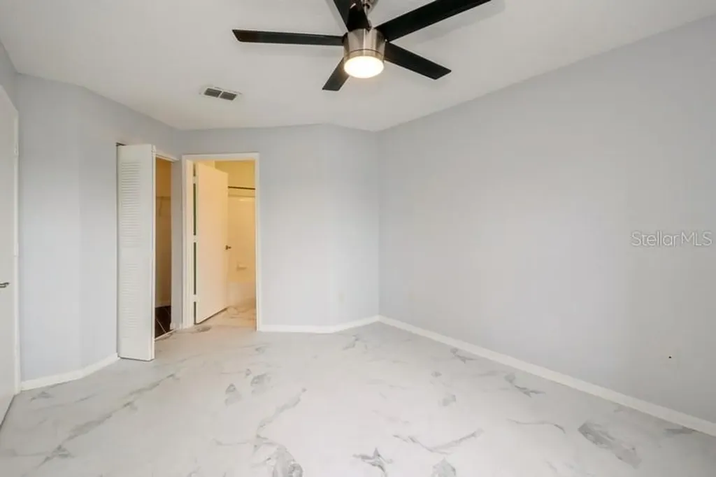 2501 Grassy Point Drive Lake Mary FL 32746