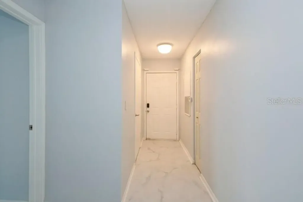2501 Grassy Point Drive Lake Mary FL 32746