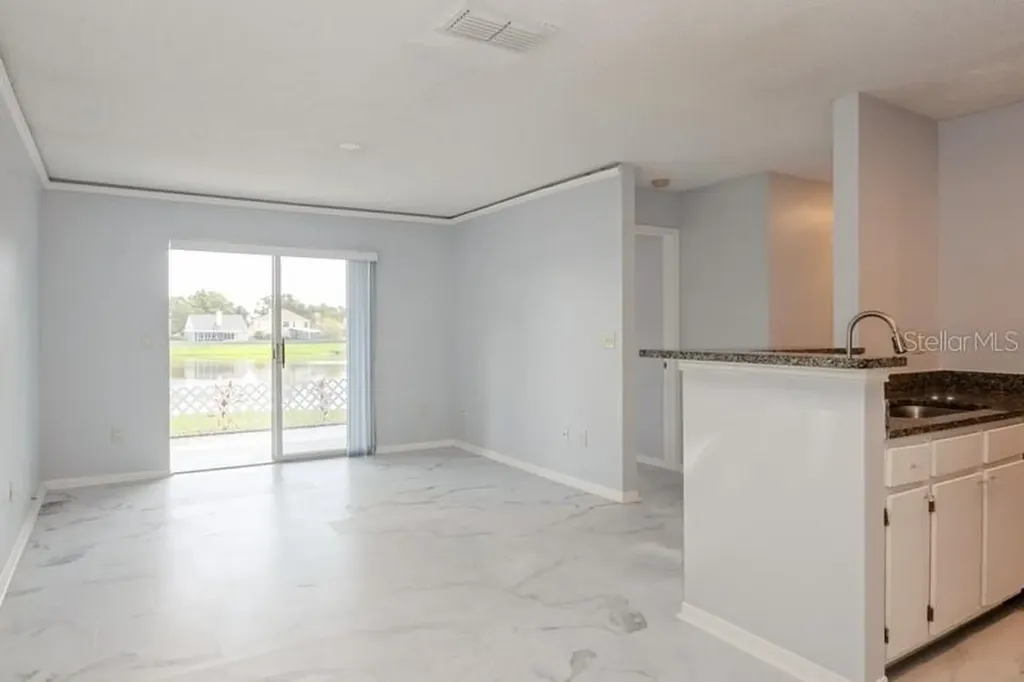 2501 Grassy Point Drive Lake Mary FL 32746