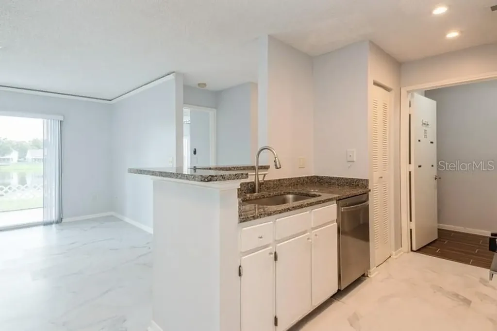 2501 Grassy Point Drive Lake Mary FL 32746