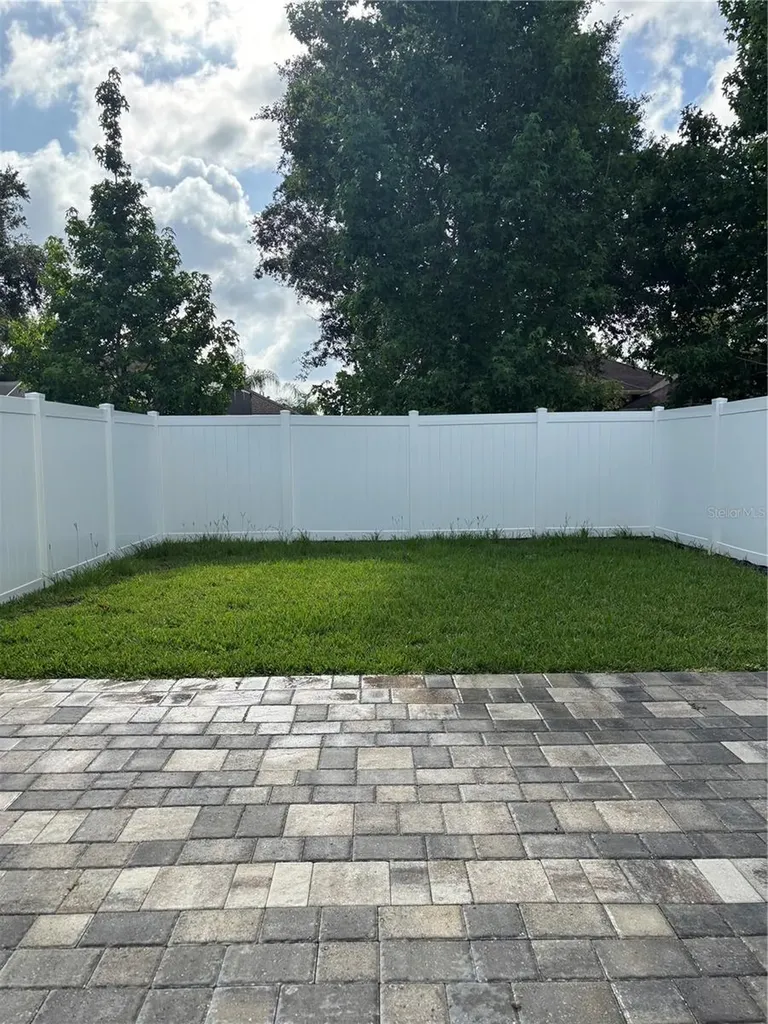 1001 La Mirada Court Kissimmee FL 34744