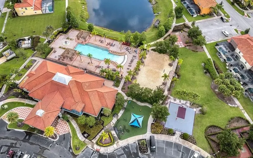 900 Las Fuentes Drive Kissimmee FL 34746