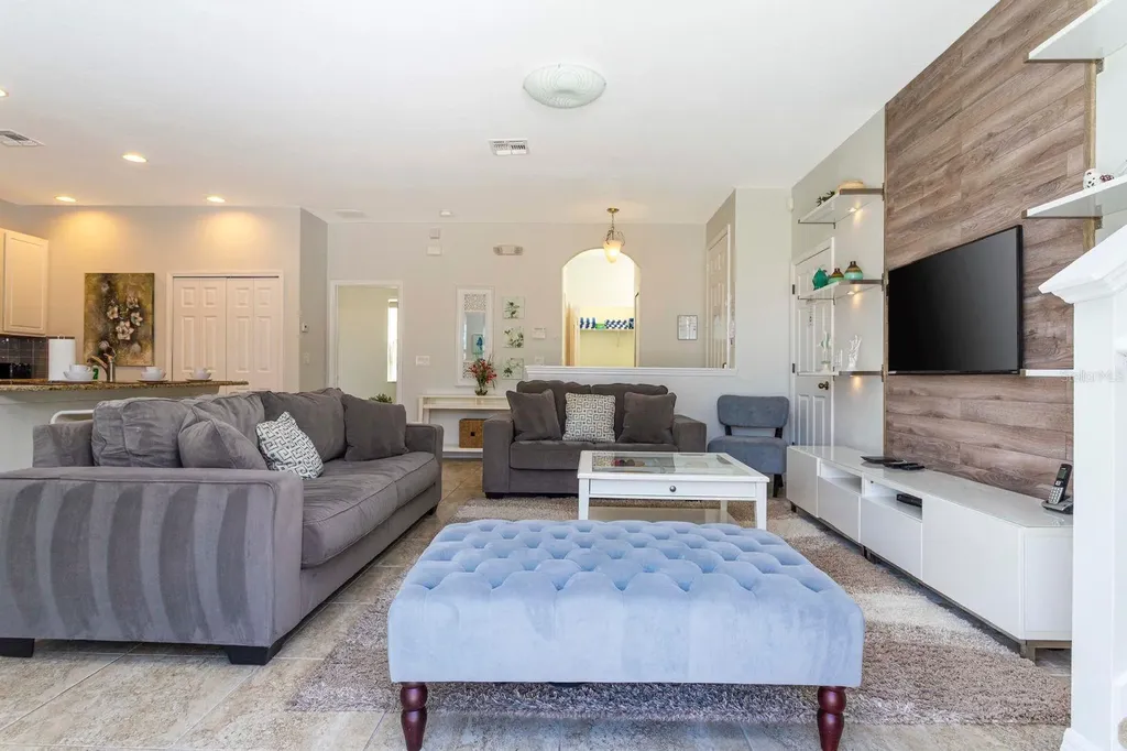 900 Las Fuentes Drive Kissimmee FL 34746
