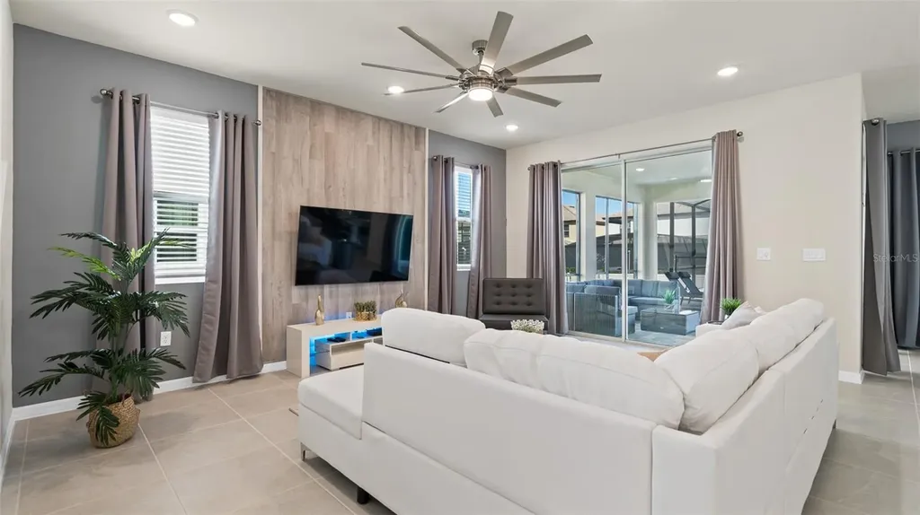 8917 Coconut Breeze Drive Kissimmee FL 34747