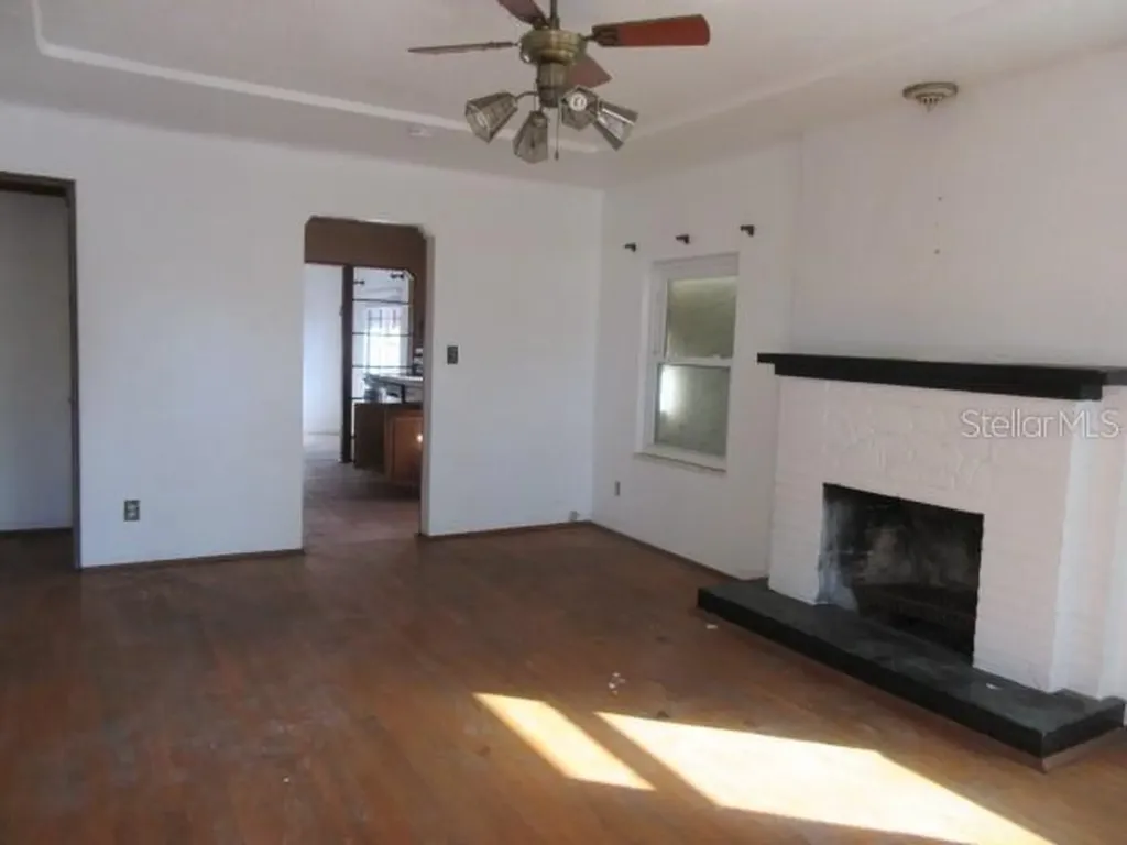 1763 Shore Acres Boulevard NE St Petersburg FL 33703