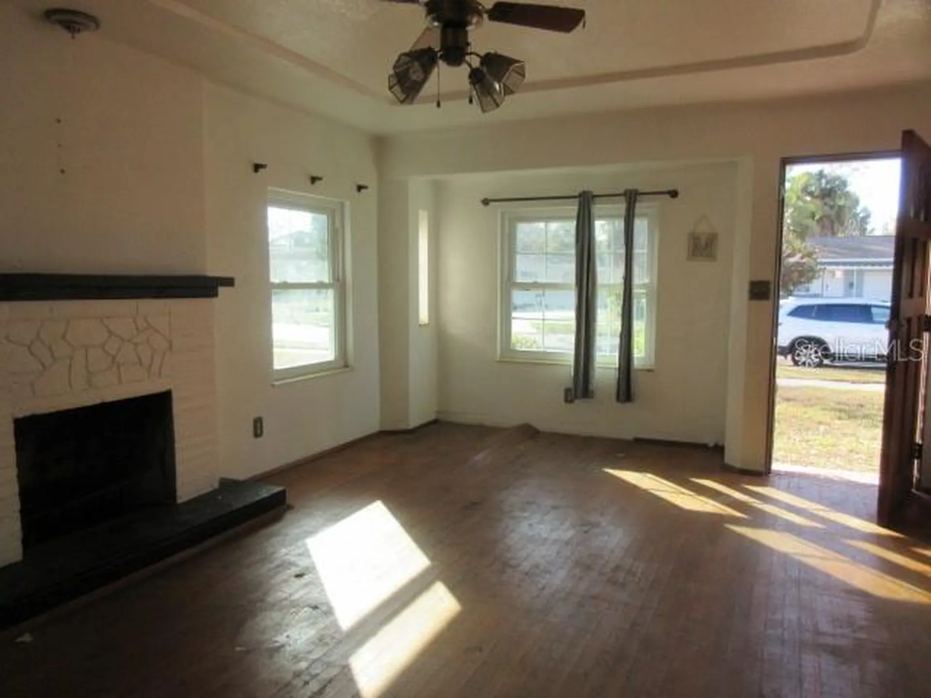 1763 Shore Acres Boulevard NE St Petersburg FL 33703