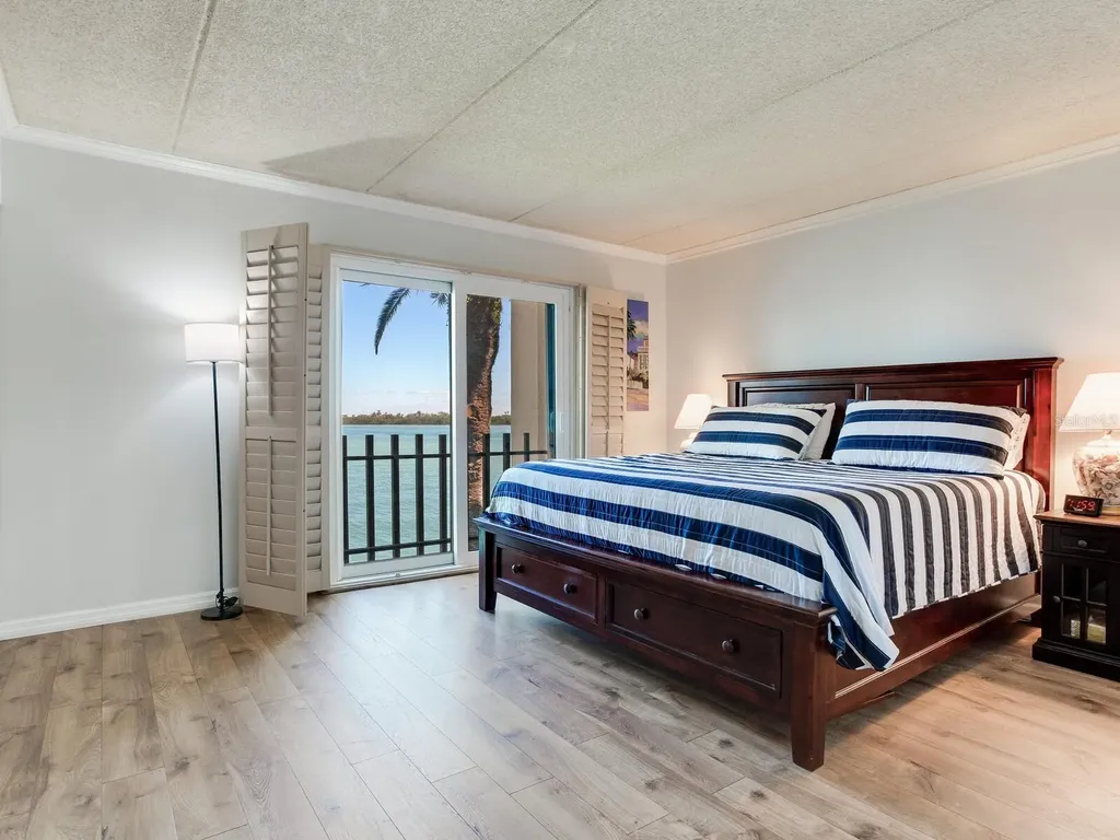 868 Bayway Boulevard Clearwater Beach FL 33767