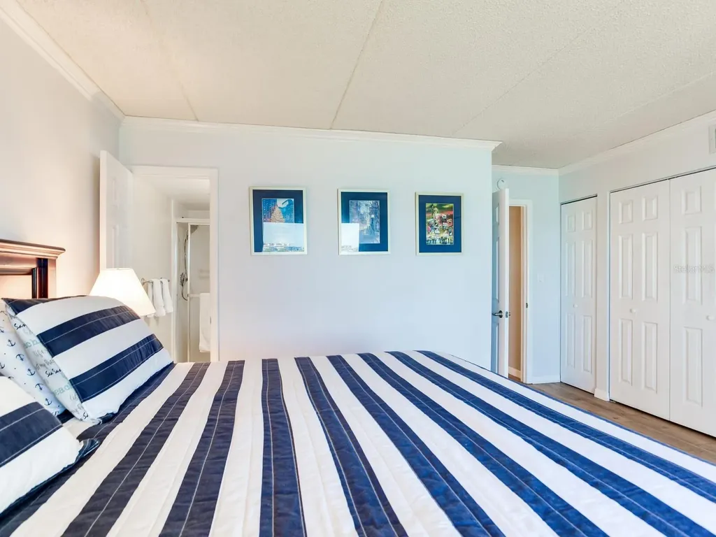 868 Bayway Boulevard Clearwater Beach FL 33767