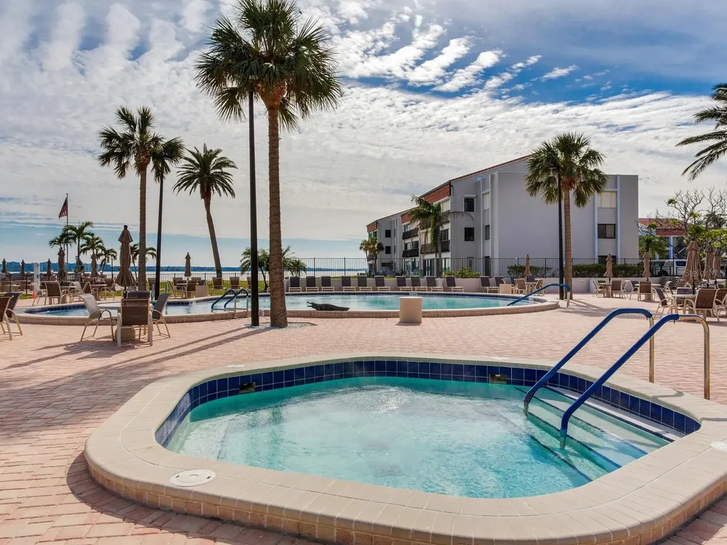 868 Bayway Boulevard Clearwater Beach FL 33767