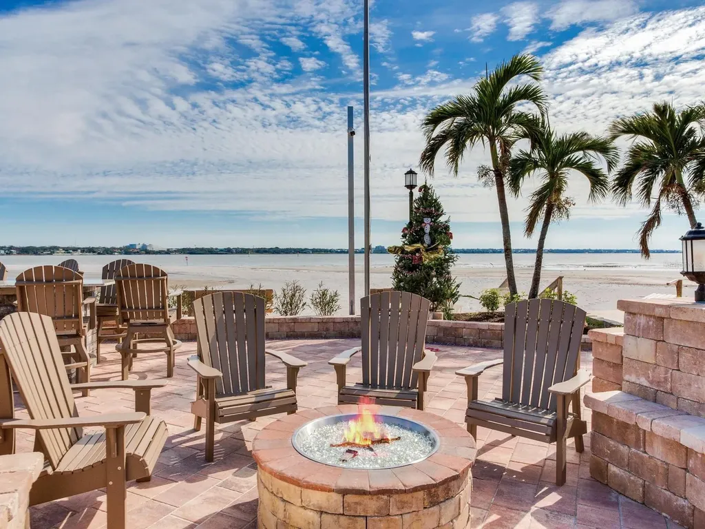 868 Bayway Boulevard Clearwater Beach FL 33767