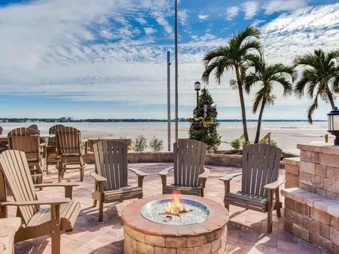 868 Bayway Boulevard Clearwater Beach FL 33767