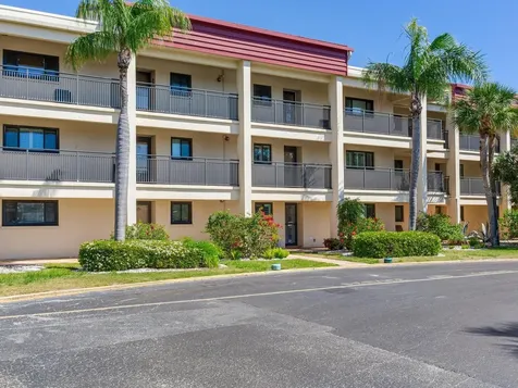 868 Bayway Boulevard Clearwater Beach FL 33767