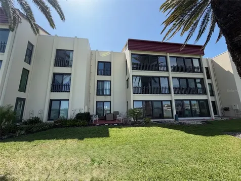 868 Bayway Boulevard Clearwater Beach FL 33767