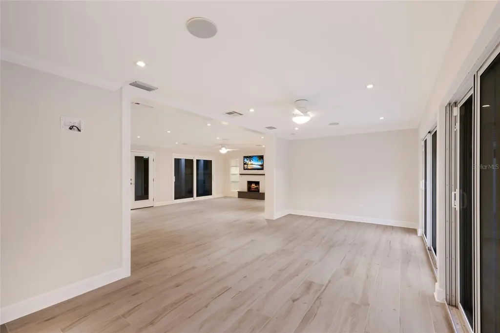 103 Fillmore Drive Sarasota FL 34236