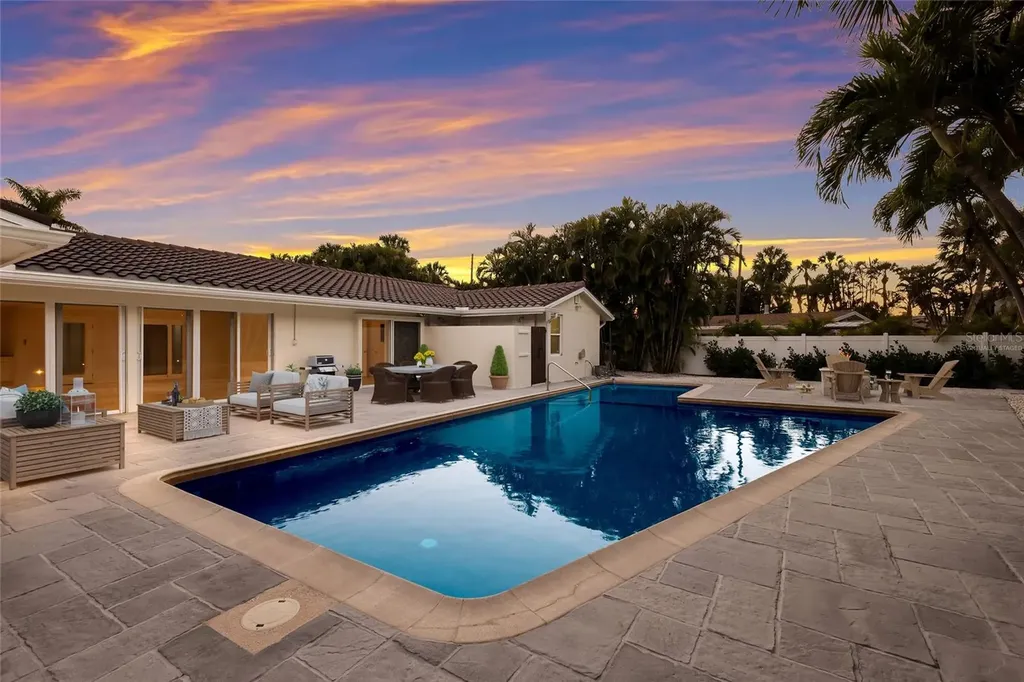 103 Fillmore Drive Sarasota FL 34236