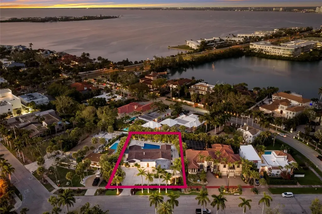 103 Fillmore Drive Sarasota FL 34236