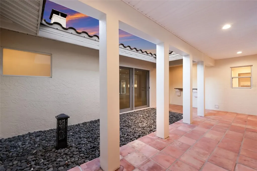 103 Fillmore Drive Sarasota FL 34236