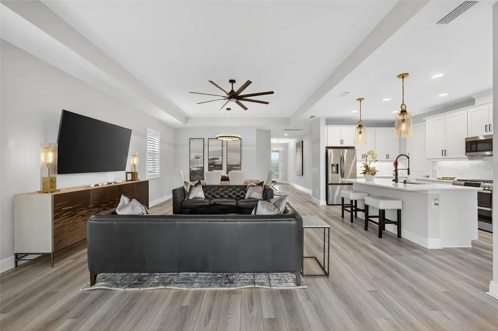 17744 Savory Mist Circle Lakewood Ranch FL 34211