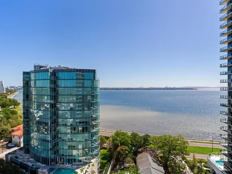 3015 S Ysabella Avenue Tampa FL 33629
