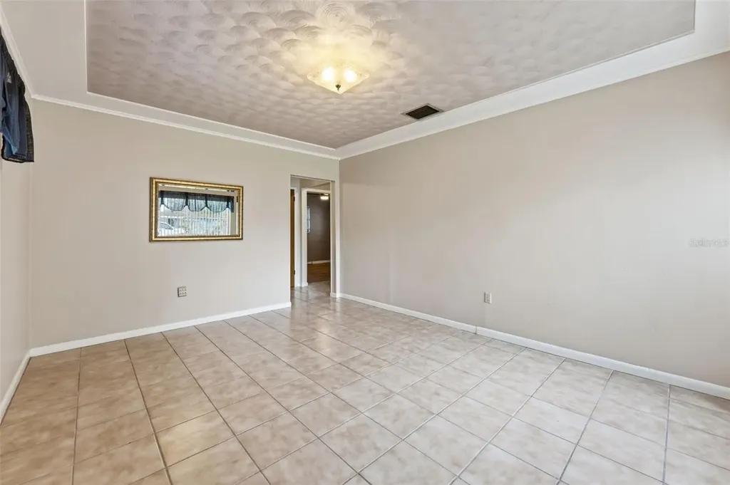 2711 W Heiter Street Tampa FL 33607
