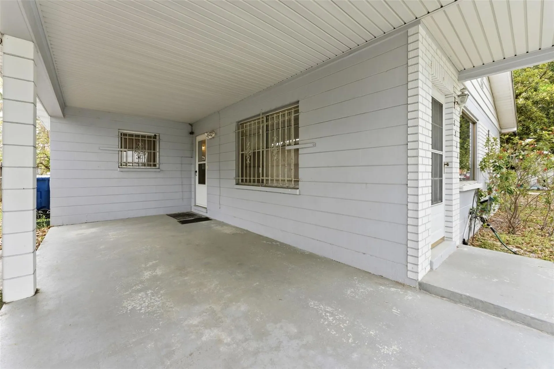2711 W Heiter Street Tampa FL 33607