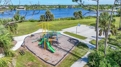 10444 Port Everglades Street Port Charlotte FL 33981