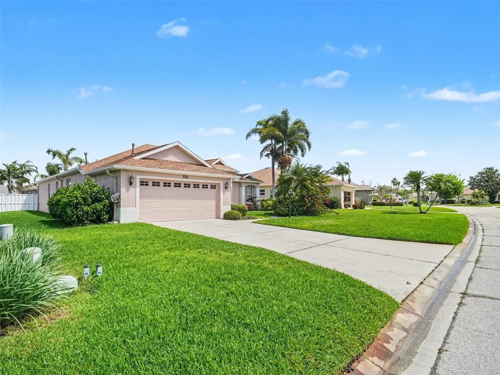 535 Planters Manor Way Bradenton FL 34212