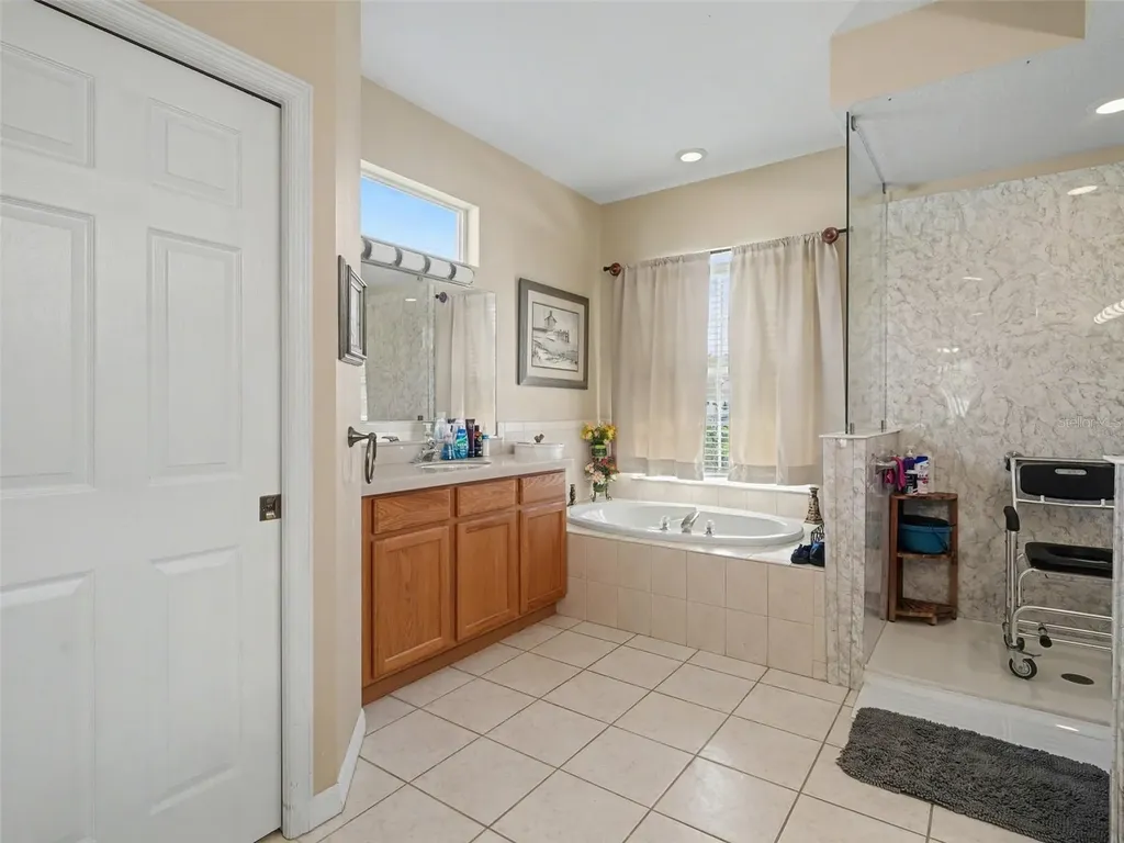 535 Planters Manor Way Bradenton FL 34212