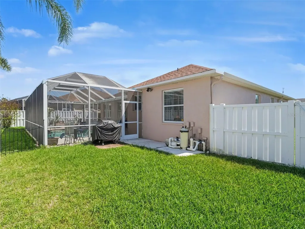 535 Planters Manor Way Bradenton FL 34212