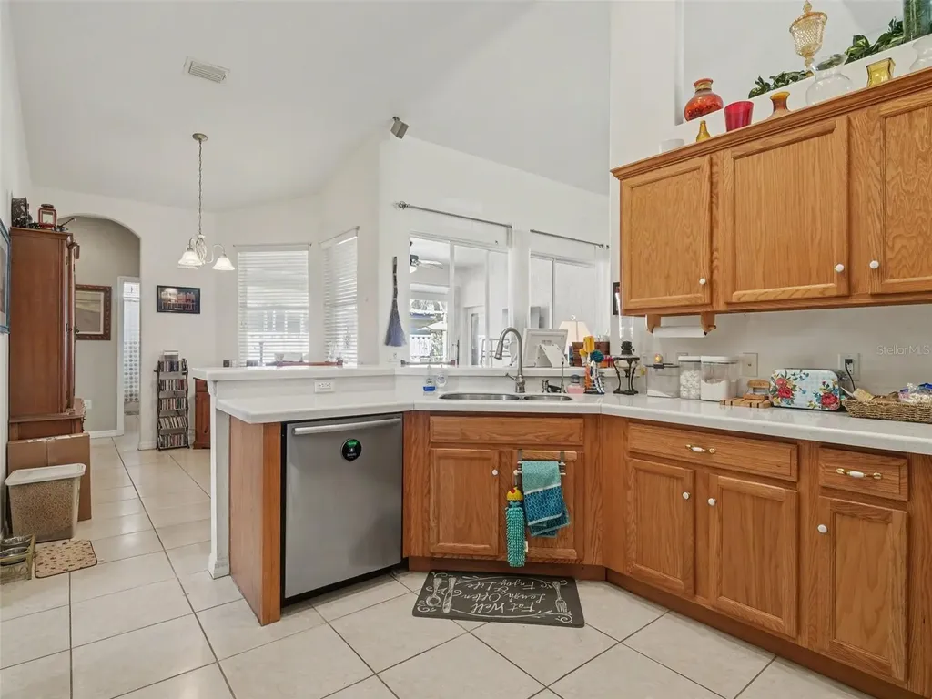 535 Planters Manor Way Bradenton FL 34212