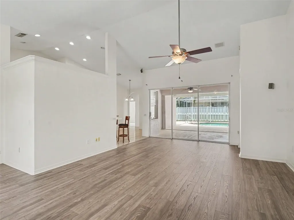 535 Planters Manor Way Bradenton FL 34212