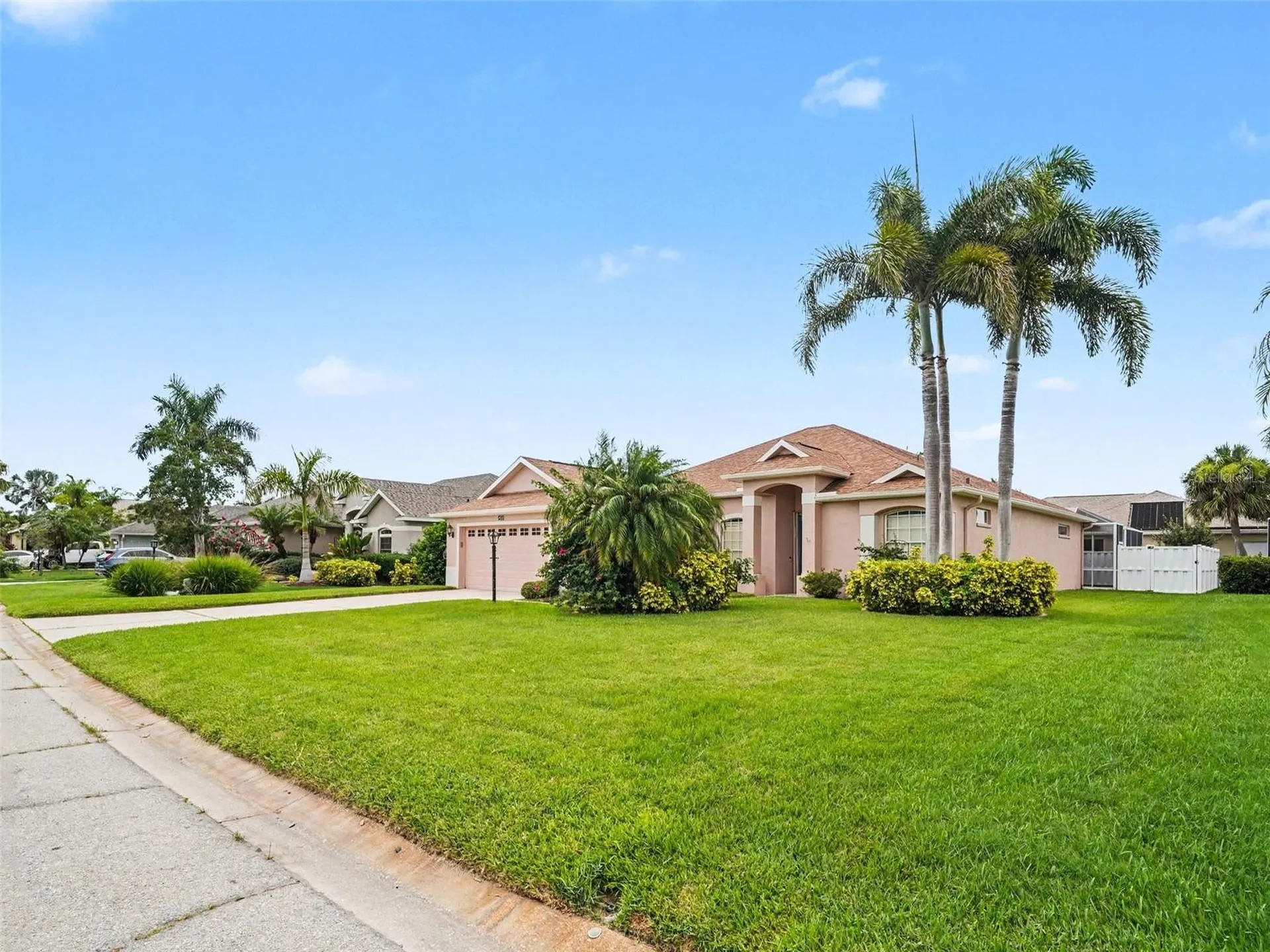 535 Planters Manor Way Bradenton FL 34212