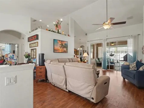 535 Planters Manor Way Bradenton FL 34212