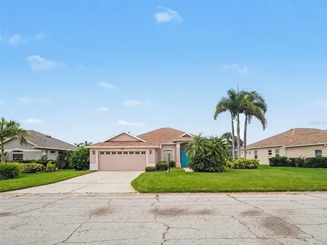 535 Planters Manor Way Bradenton FL 34212