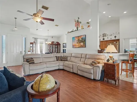535 Planters Manor Way Bradenton FL 34212