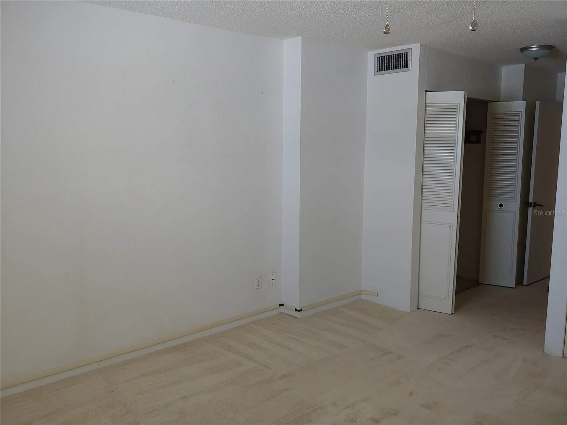 89 S Atlantic Avenue Ormond Beach FL 32176