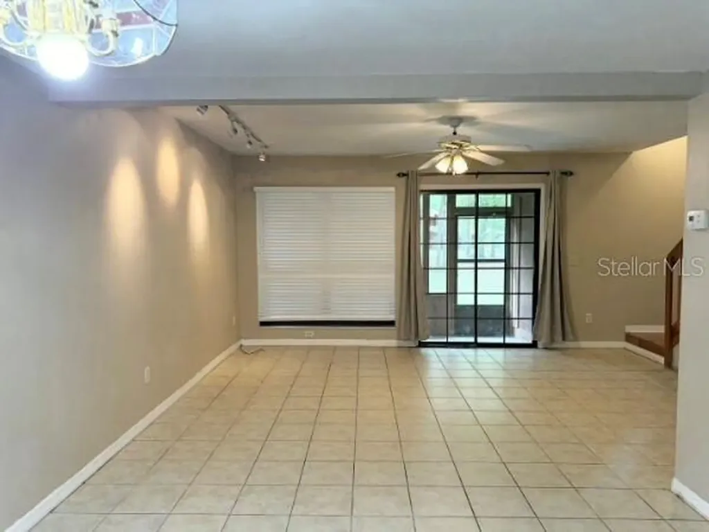 5735 SW 8th Place Gainesville FL 32607
