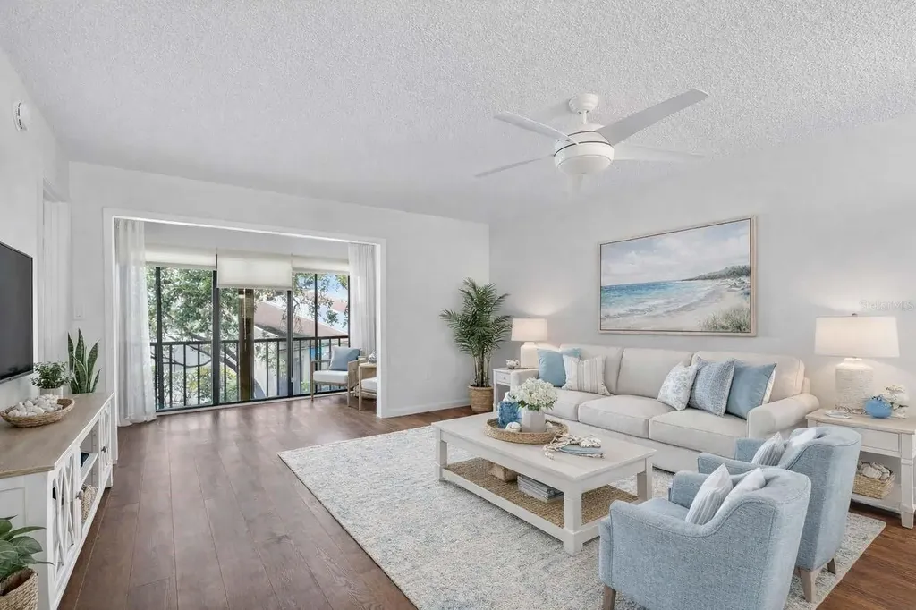 2522 Clubhouse Drive Sarasota FL 34232
