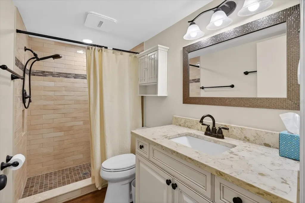2522 Clubhouse Drive Sarasota FL 34232