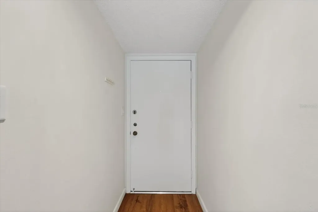 2522 Clubhouse Drive Sarasota FL 34232