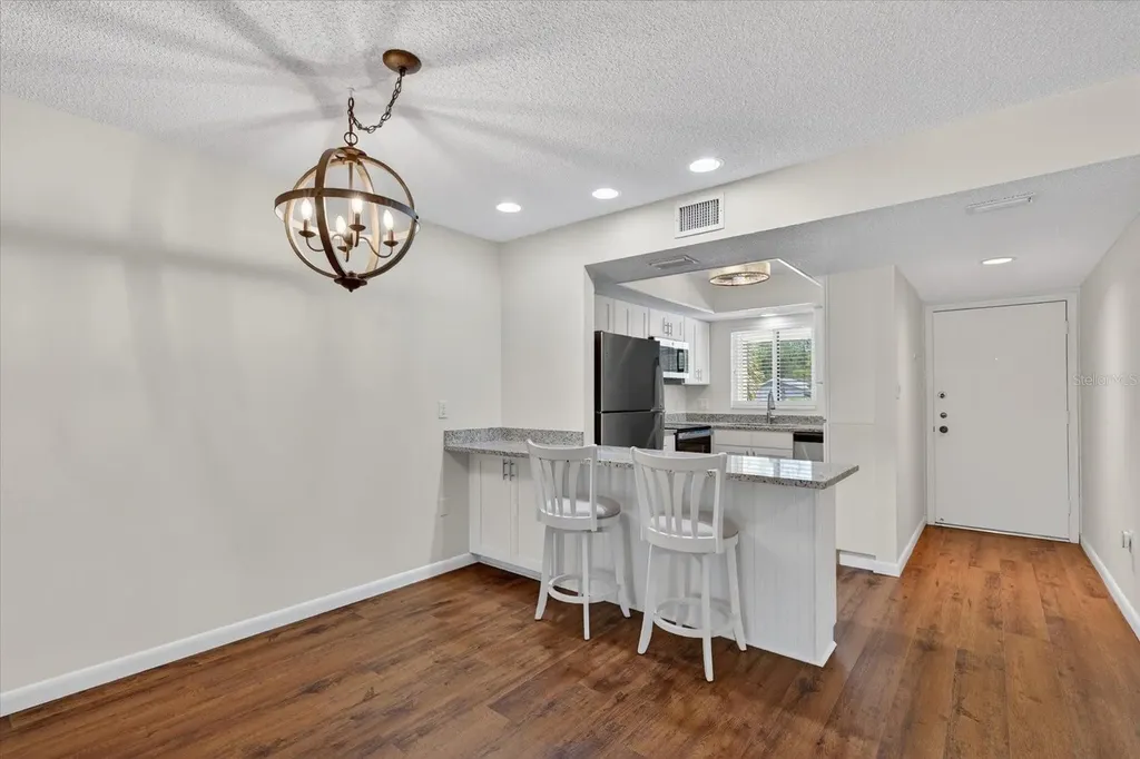 2522 Clubhouse Drive Sarasota FL 34232