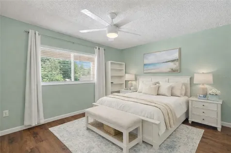 2522 Clubhouse Drive Sarasota FL 34232